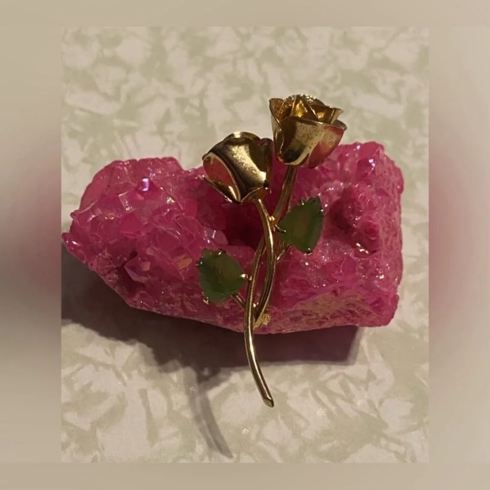 Vintage Jade Rose Flower Gold Tone Brooch #7654 💎